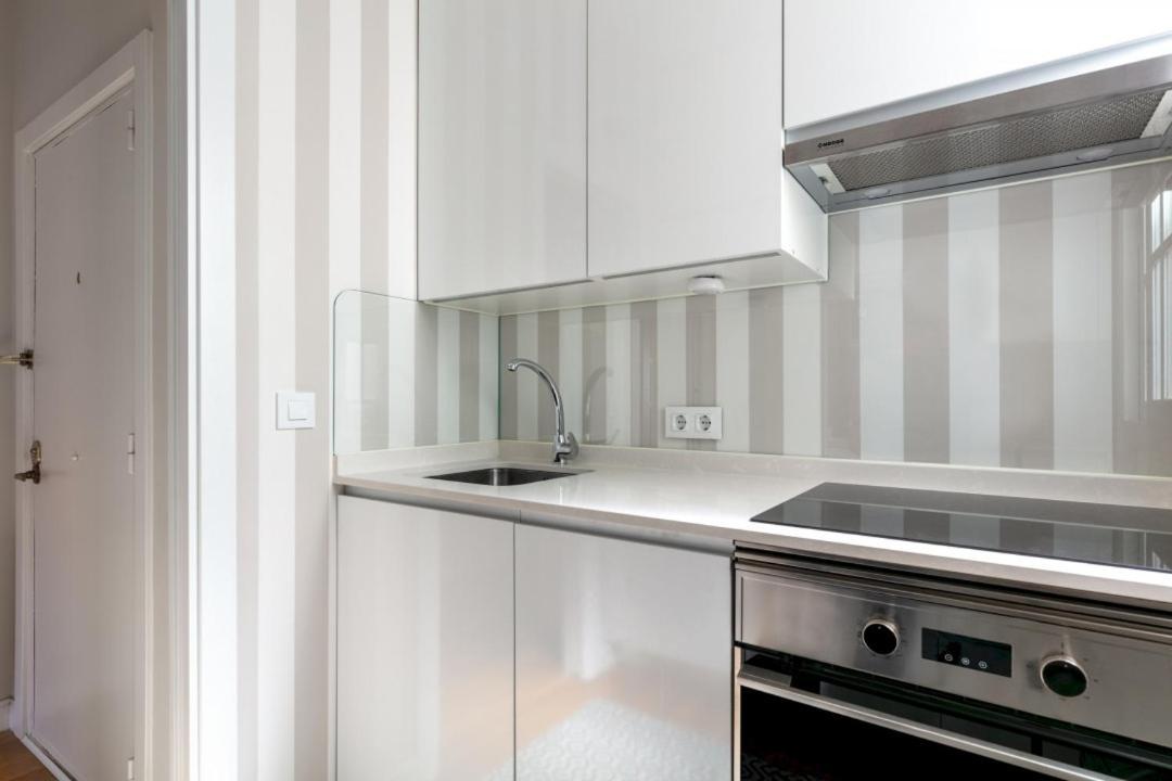 Bright With Views - 2Bd 1Bth- Av America Madrid Extérieur photo